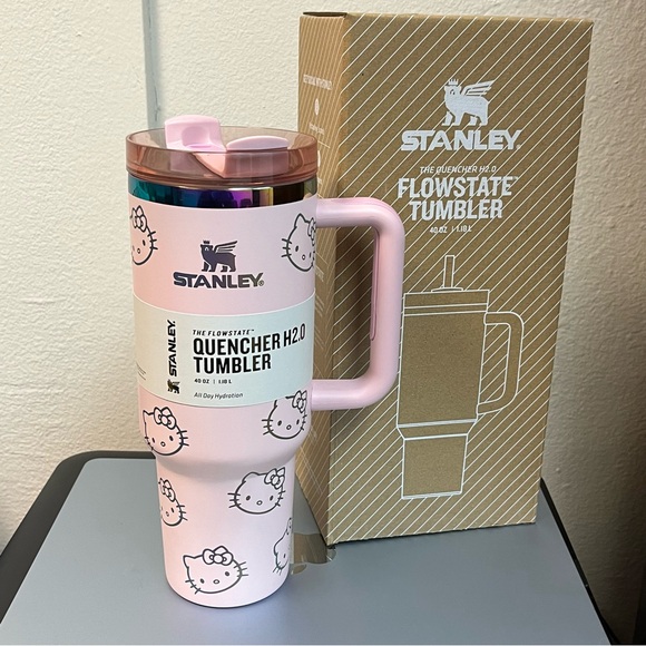 Stanley Pink Hello Kitty Quencher Tumbler - Picture 2 of 9